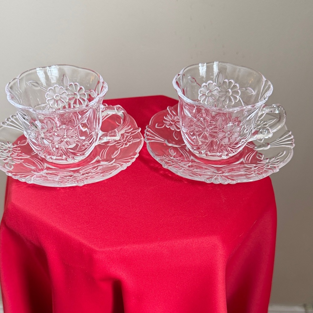 Elegant Clear Glass etched Teacup and Saucer Set x2